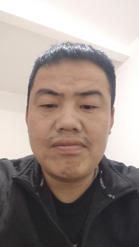 给予微笑的第一张照片--晋江闪婚服务中心